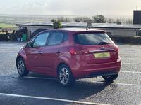 KIA VENGA