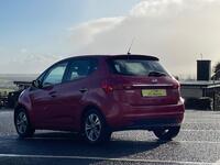 KIA VENGA