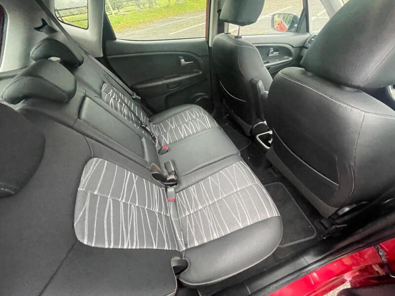 KIA VENGA