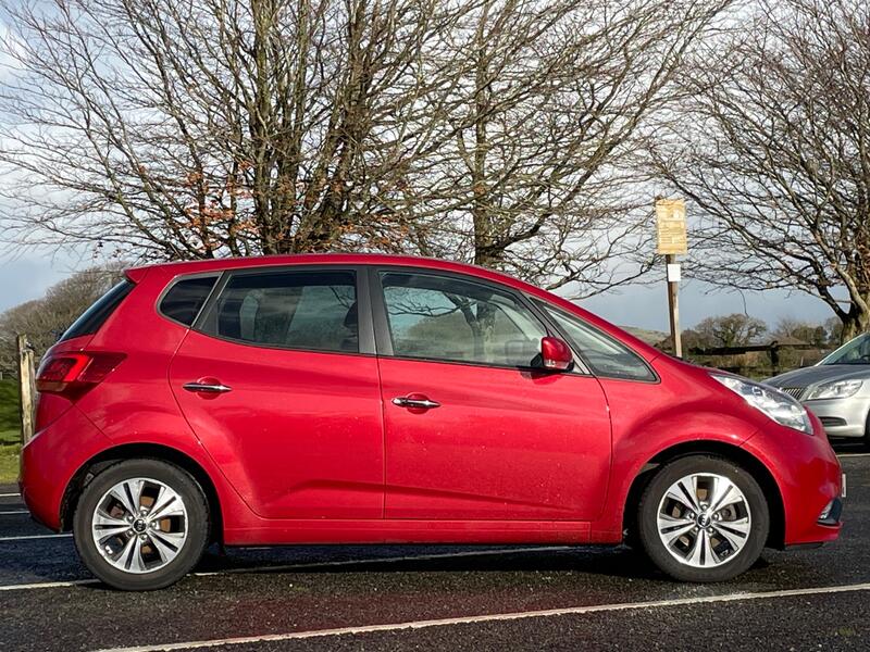 KIA VENGA