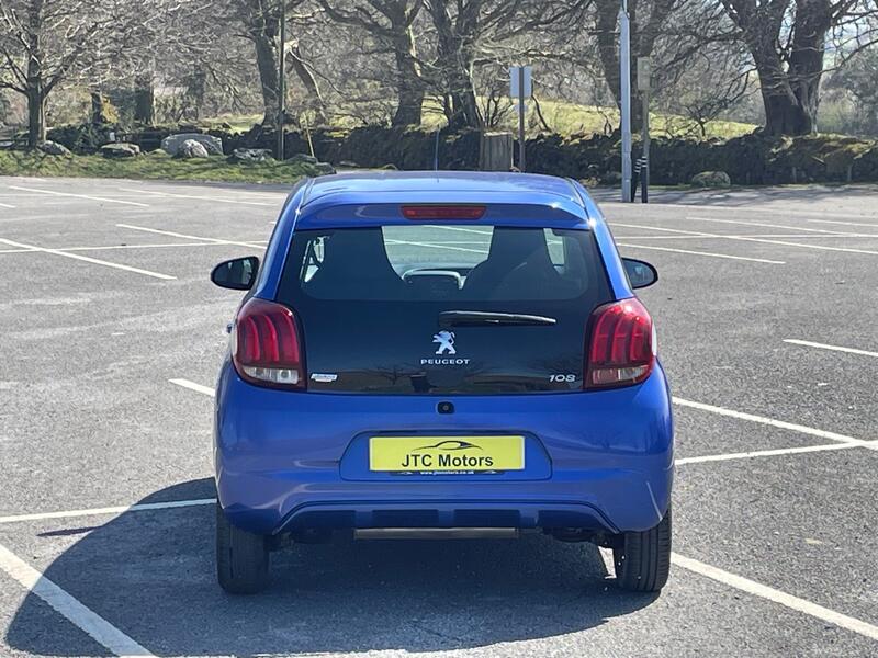PEUGEOT 108