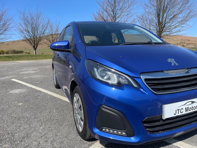 PEUGEOT 108