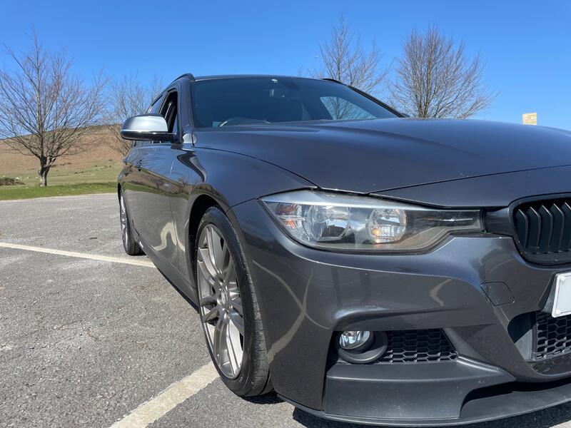 BMW 3 SERIES