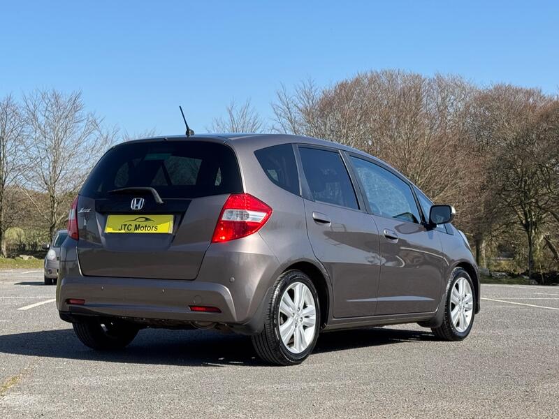 HONDA JAZZ