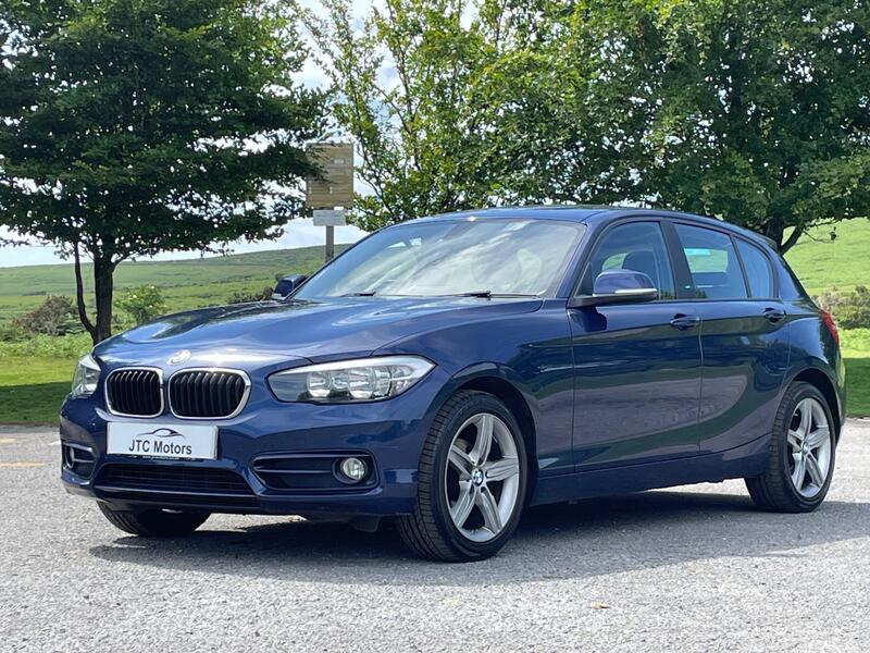 BMW 1 SERIES