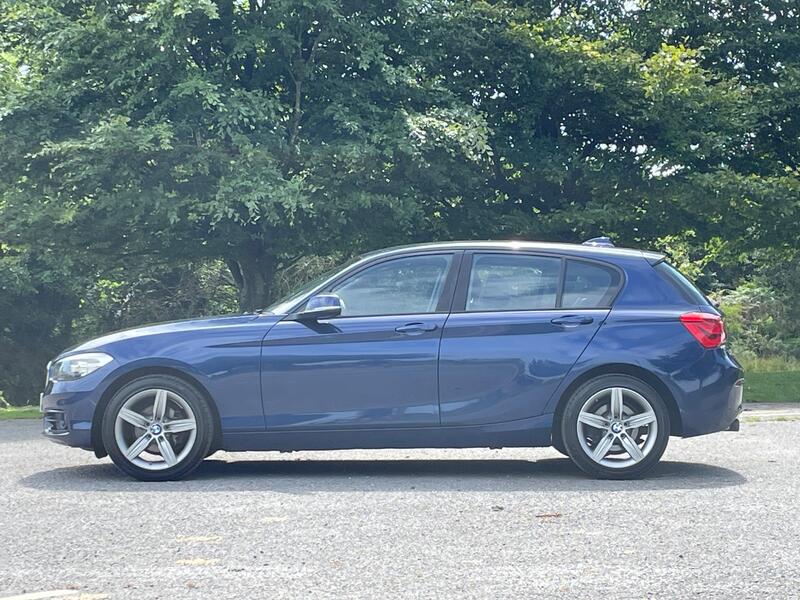 BMW 1 SERIES