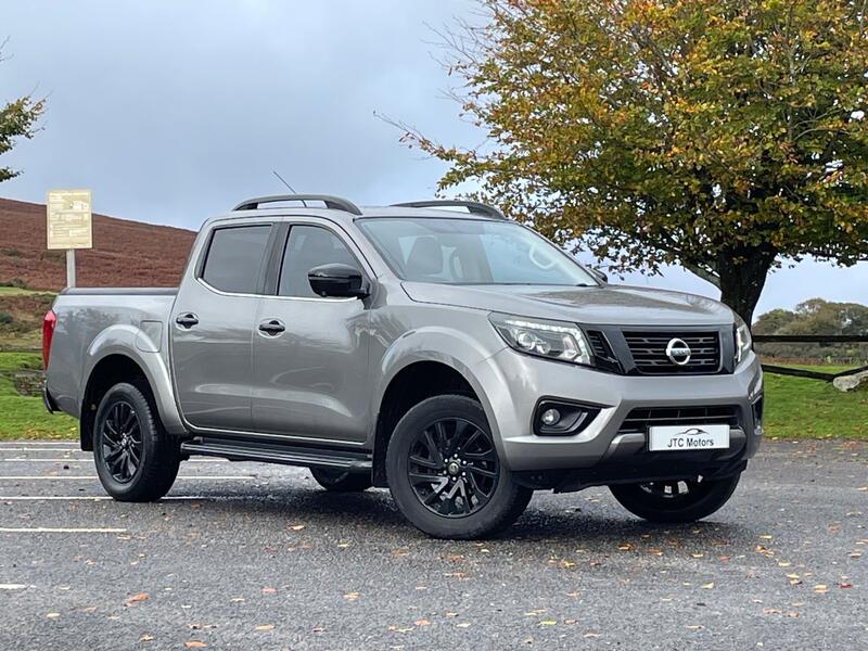 NISSAN NAVARA