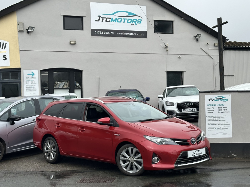 2014 Toyota AURIS